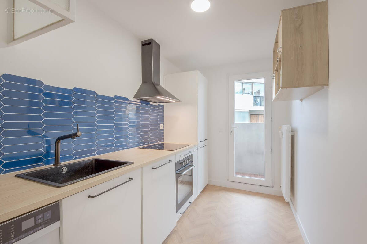 Appartement à MARSEILLE-3E