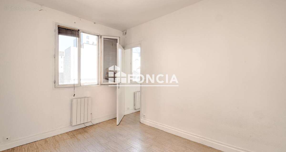Appartement à CLICHY