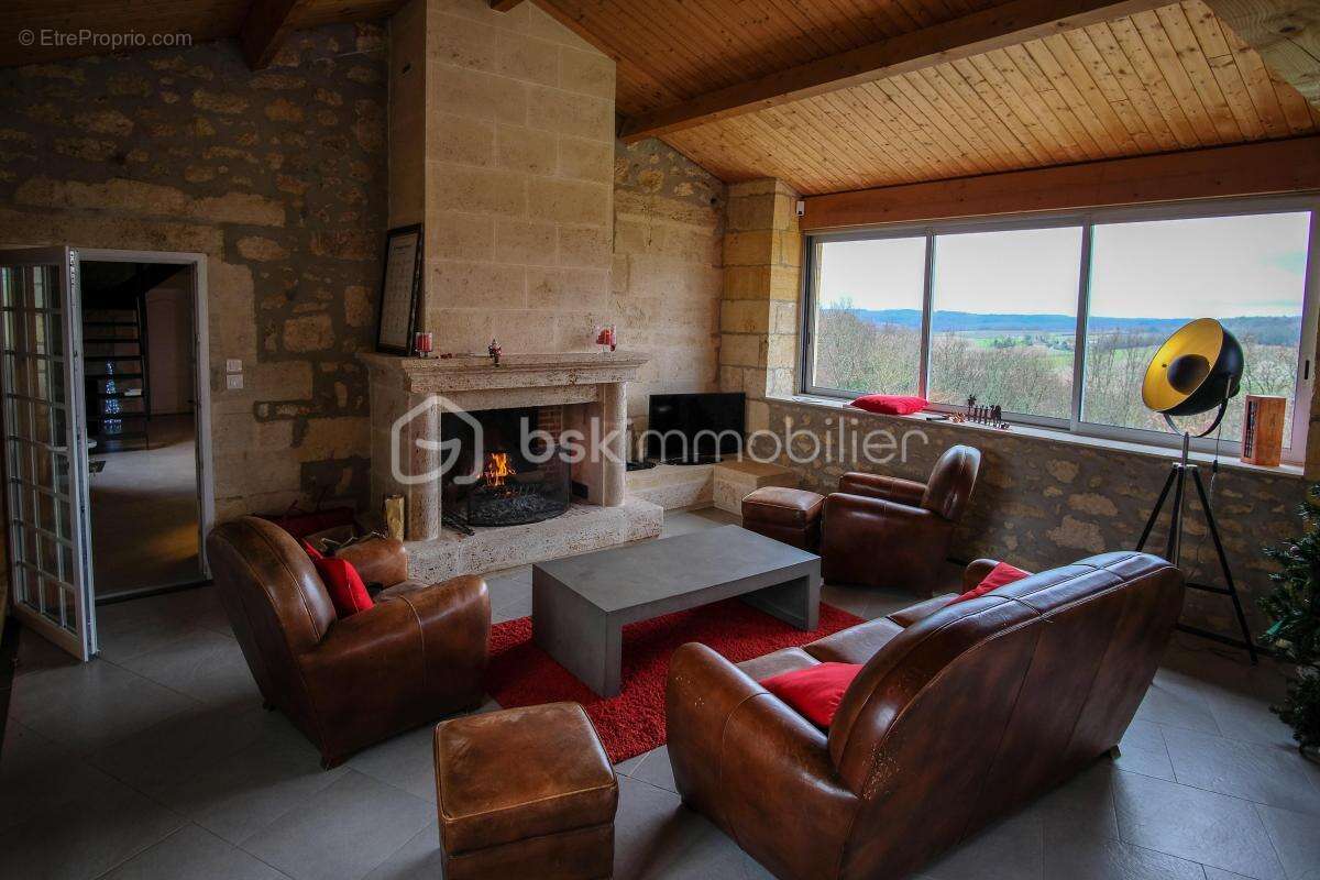 Maison à SAINT-PEY-DE-CASTETS