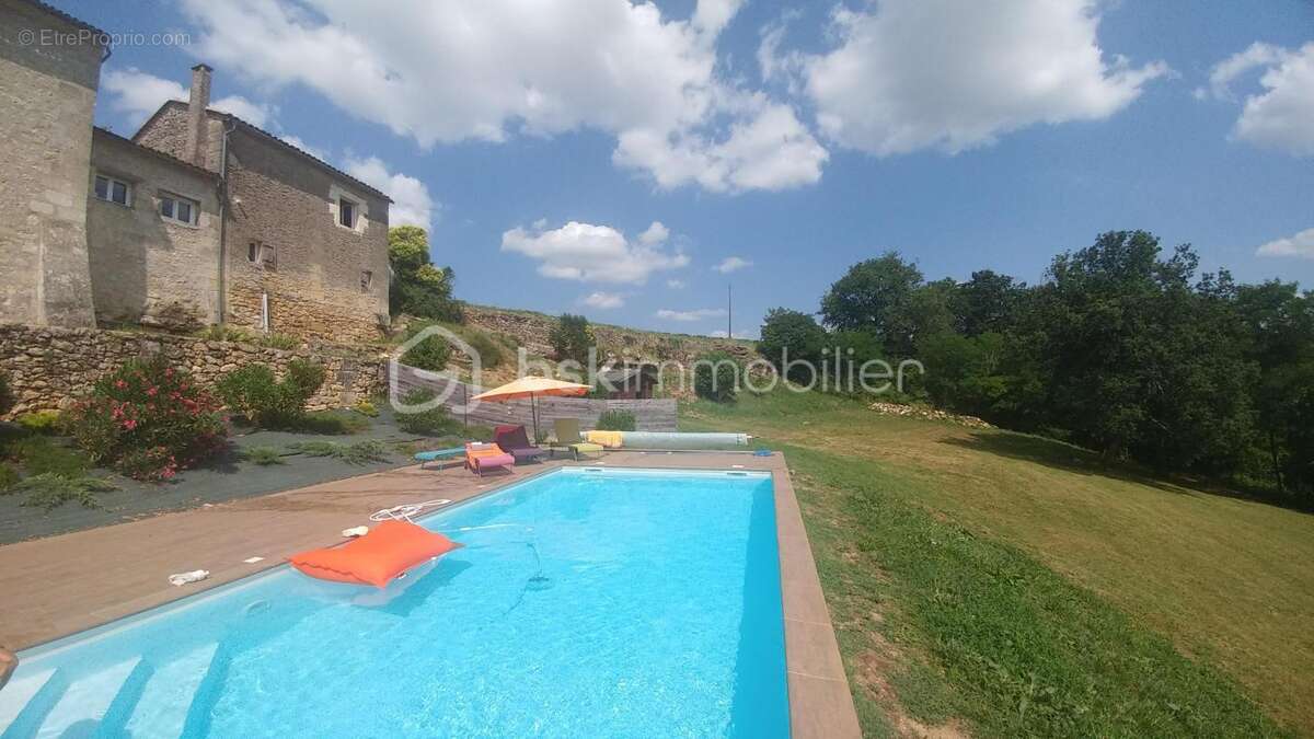 Maison à SAINT-PEY-DE-CASTETS