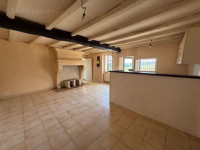 Maison à SAINT-PRIVAT-DES-PRES