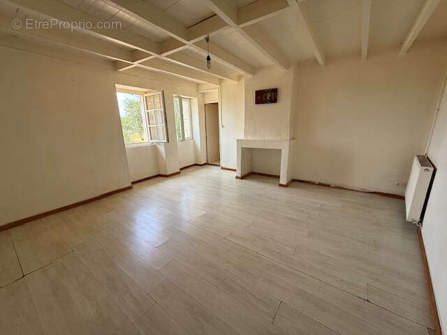 Maison à SAINT-PRIVAT-DES-PRES