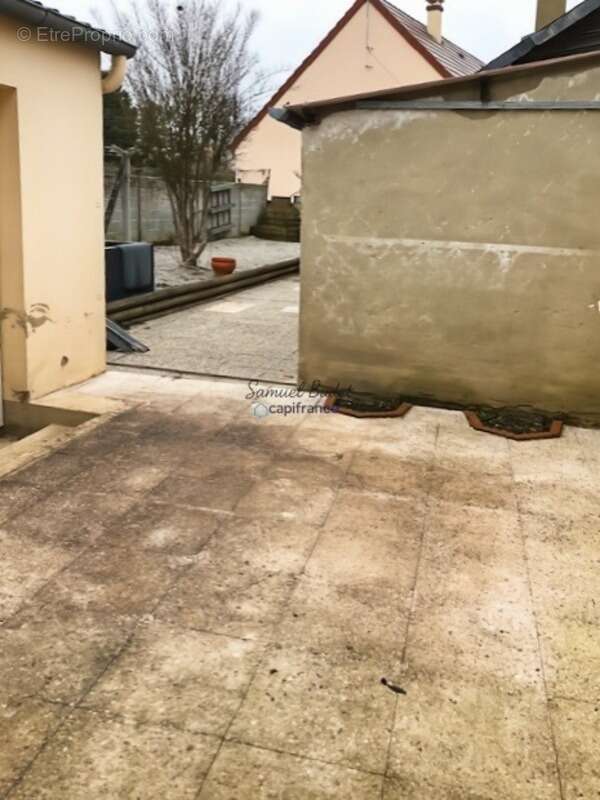 Maison à SAINT-JULIEN-SUR-SARTHE