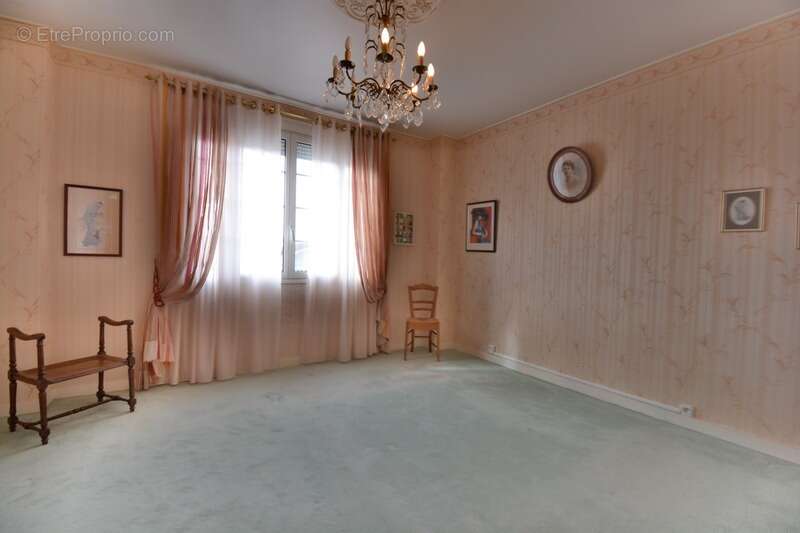 Maison à LA COURONNE