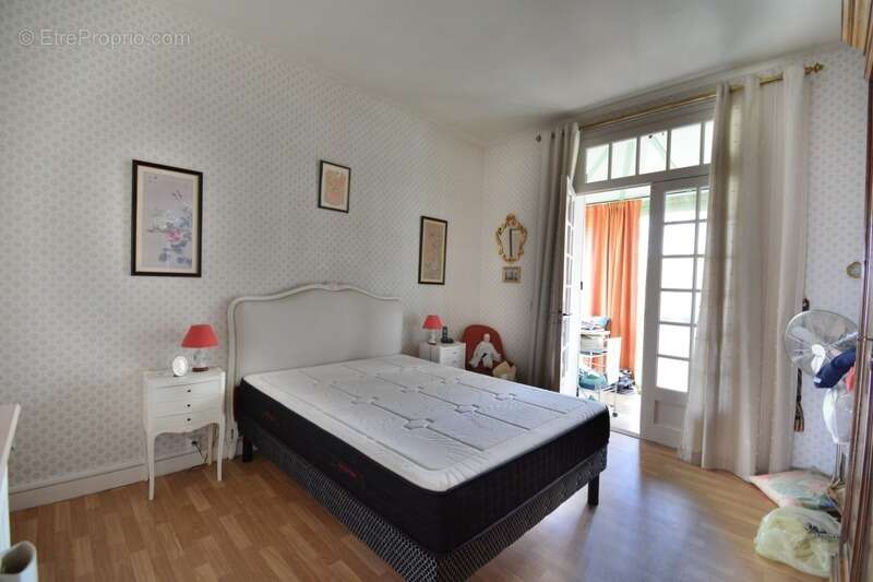 Maison à LA COURONNE