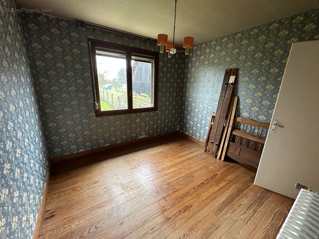 Maison à MONCHY-SUR-EU