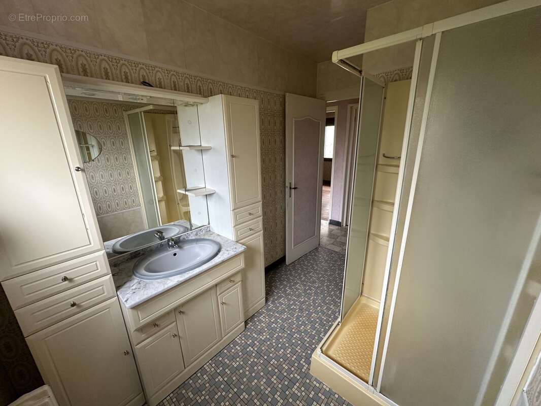 Maison à MONCHY-SUR-EU