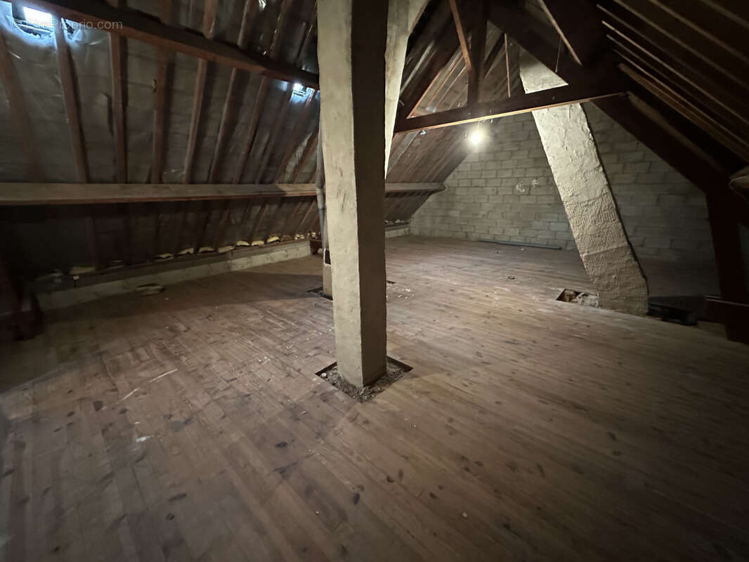 Maison à MONCHY-SUR-EU