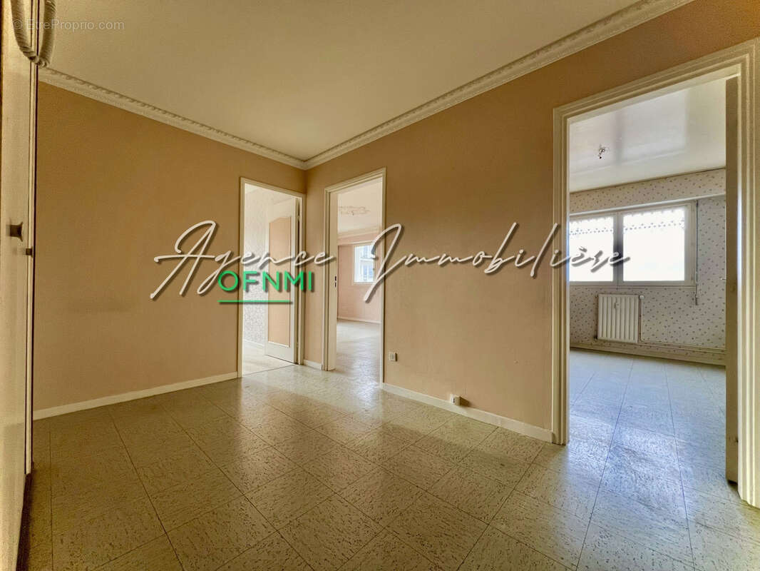 Appartement à SAINT-ETIENNE