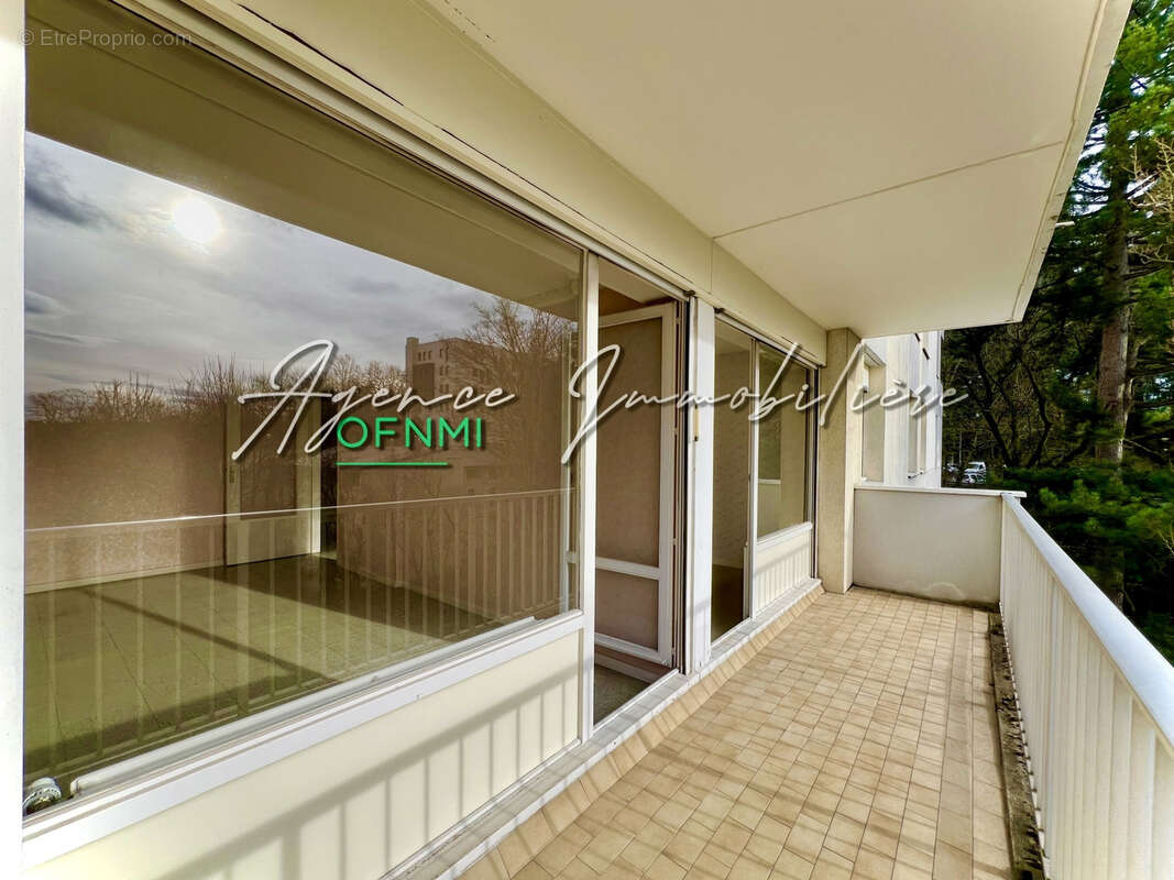 Appartement à SAINT-ETIENNE