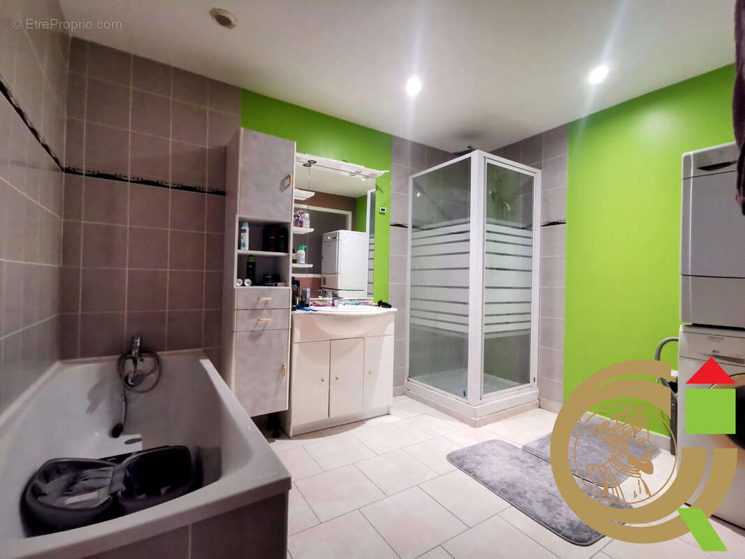 Appartement à CROIX-EN-TERNOIS