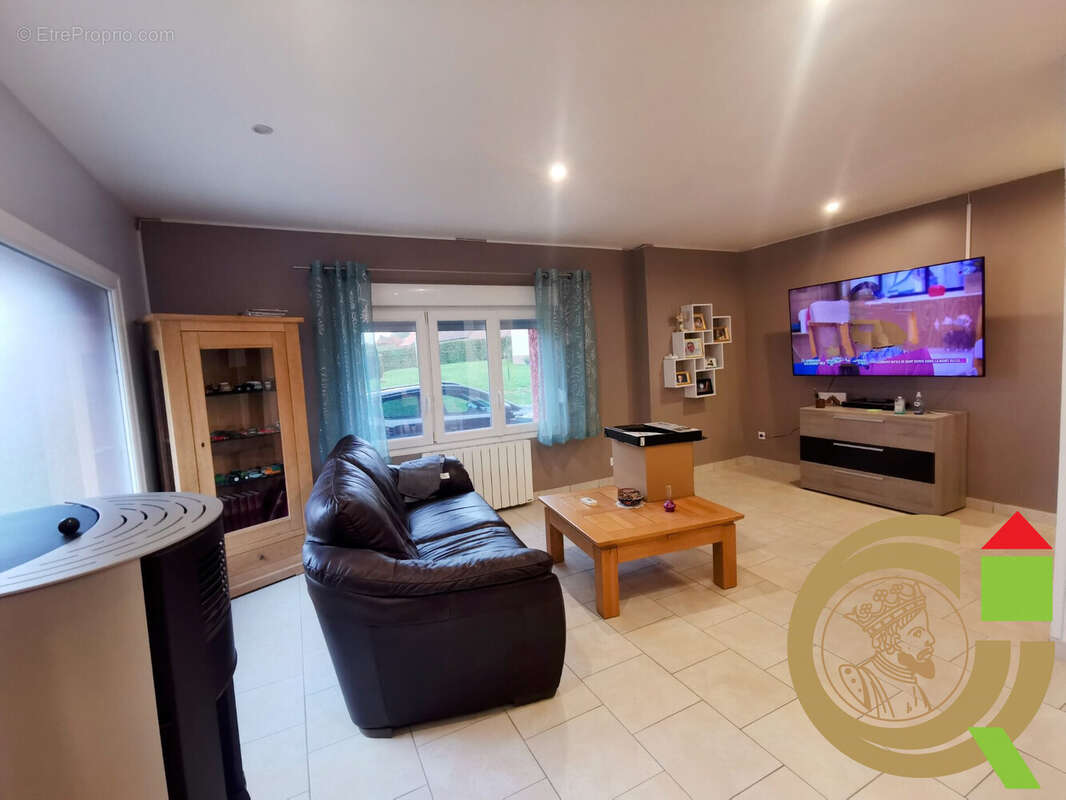 Appartement à CROIX-EN-TERNOIS