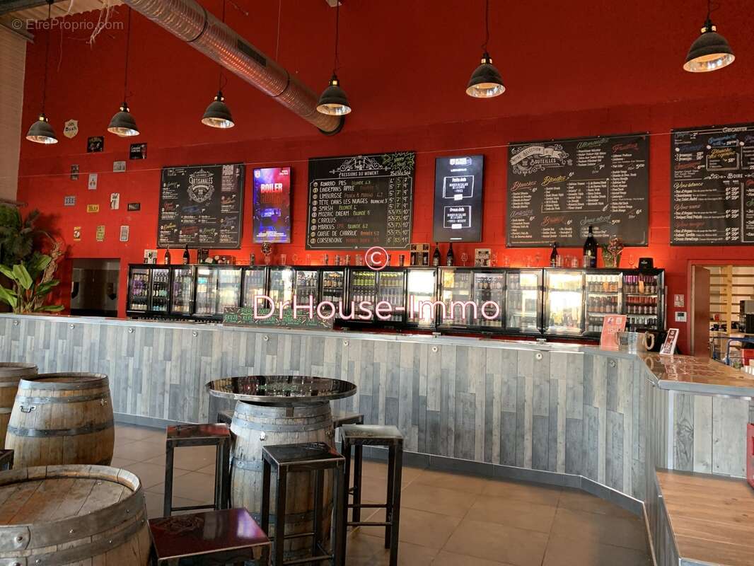 Commerce à ROQUEBRUNE-SUR-ARGENS