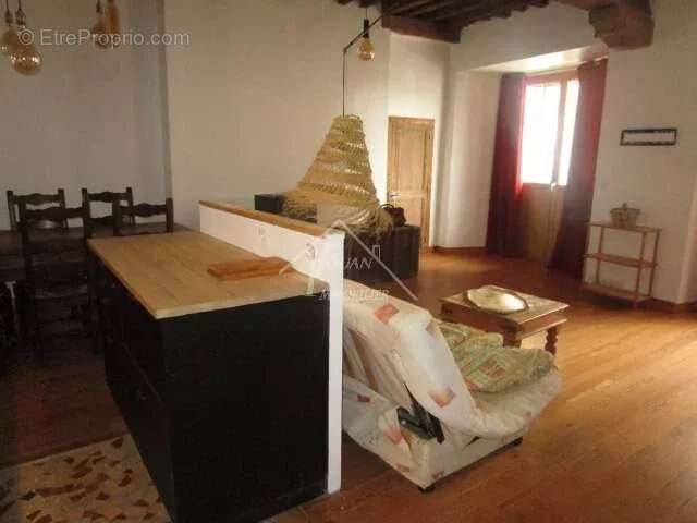 Maison à VARENNES-SUR-ALLIER