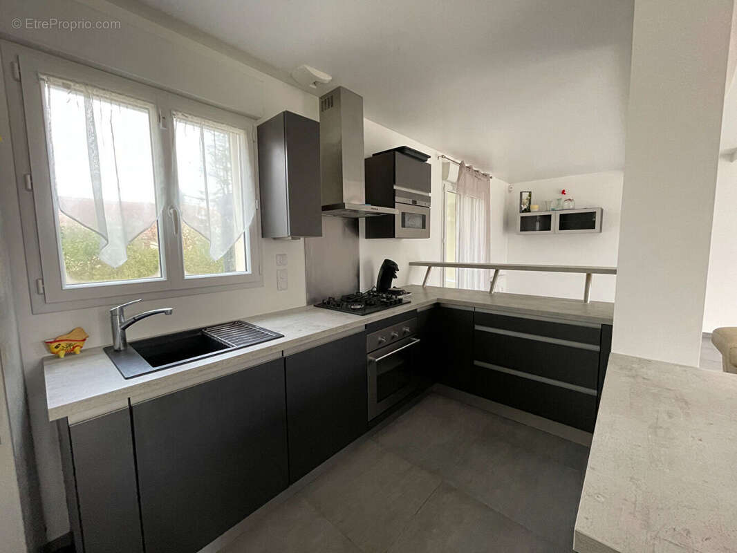 Maison à LES BREVIAIRES