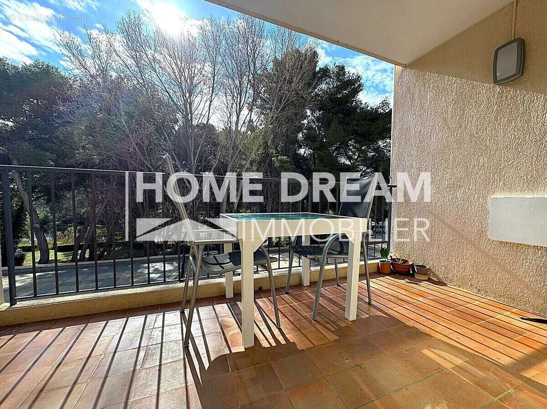 Appartement à SIX-FOURS-LES-PLAGES