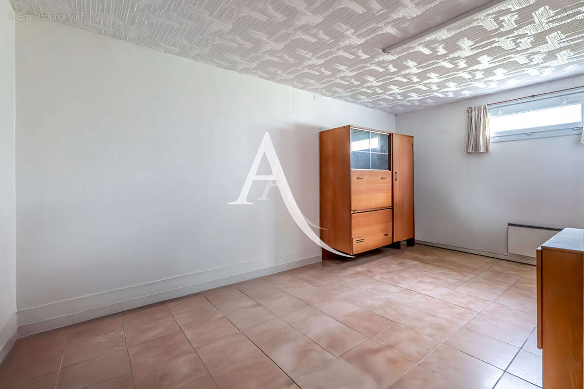 Maison à LIMEIL-BREVANNES