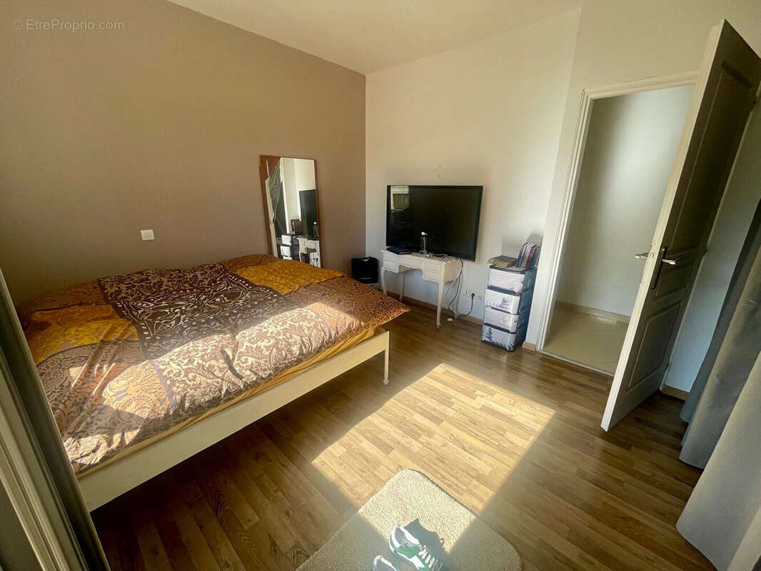 Maison à LAMONZIE-SAINT-MARTIN