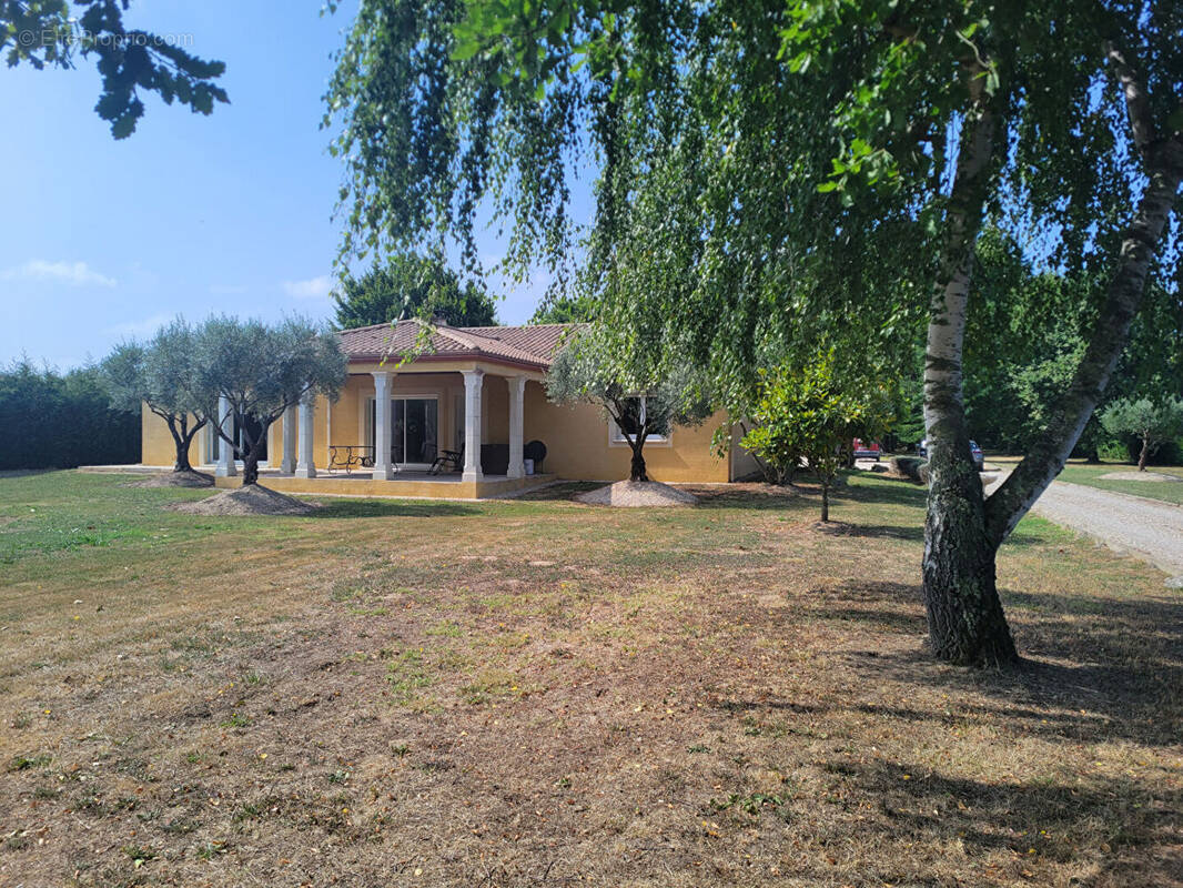 Maison à LAMONZIE-SAINT-MARTIN