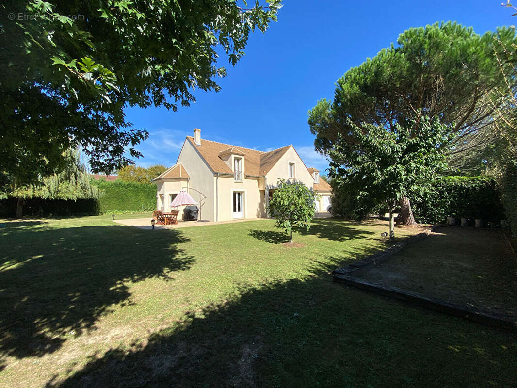 Maison à MONTFORT-L'AMAURY