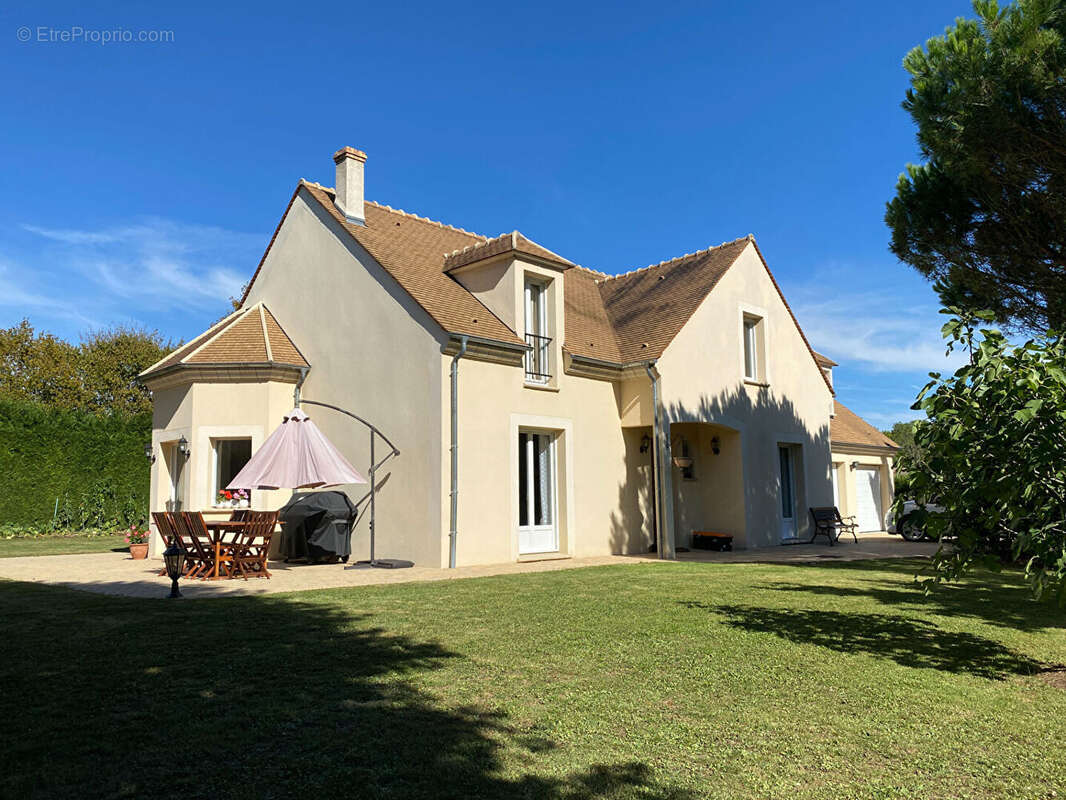 Maison à MONTFORT-L'AMAURY