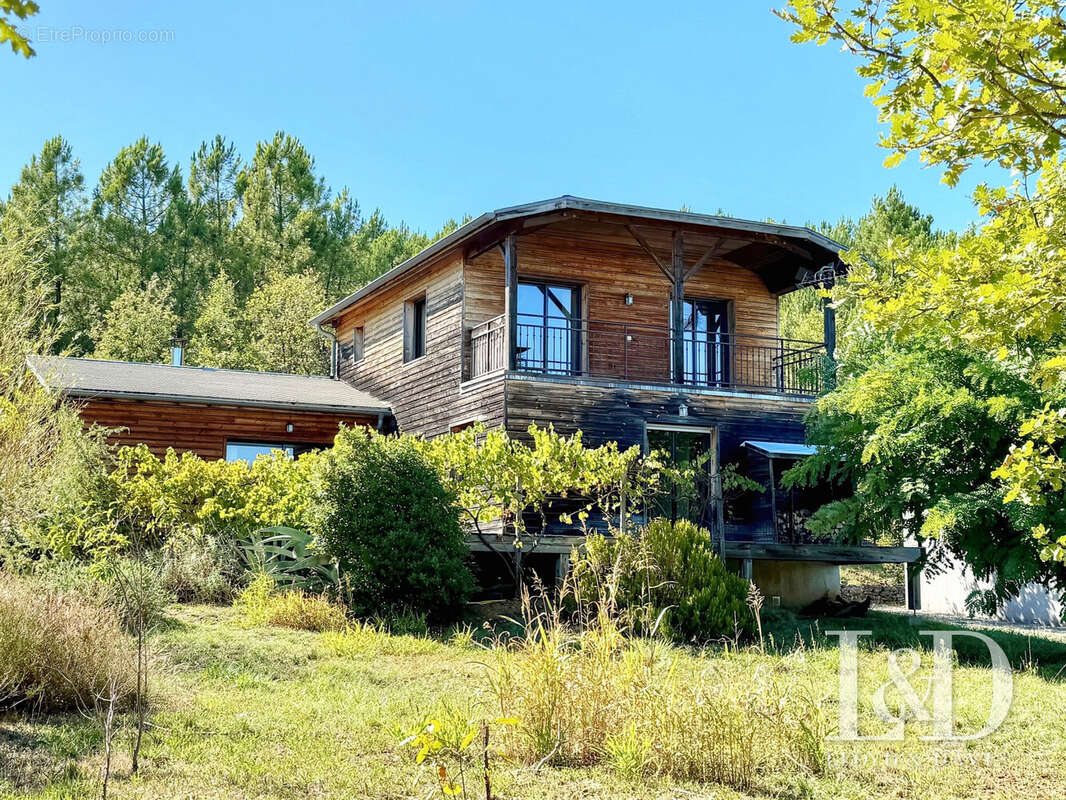 Maison à SAINT-PAUL-LE-JEUNE