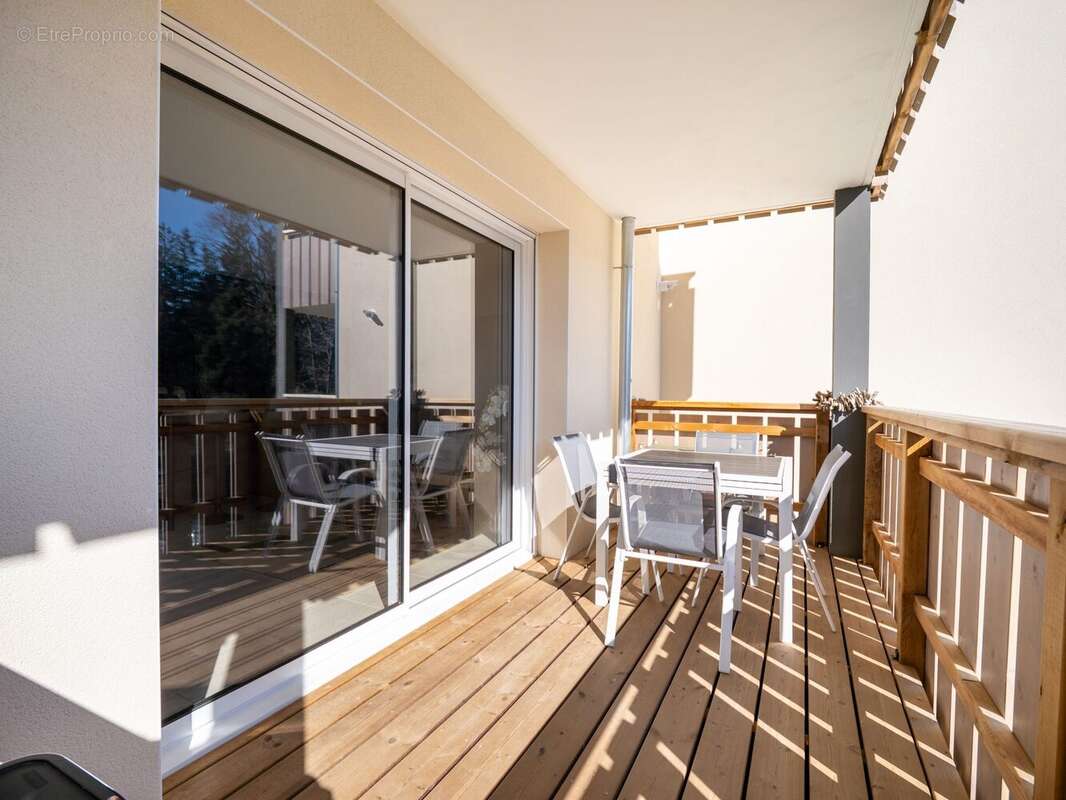 Appartement à FETERNES