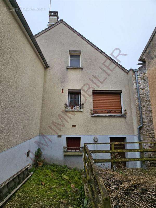 Maison à VINCELOTTES