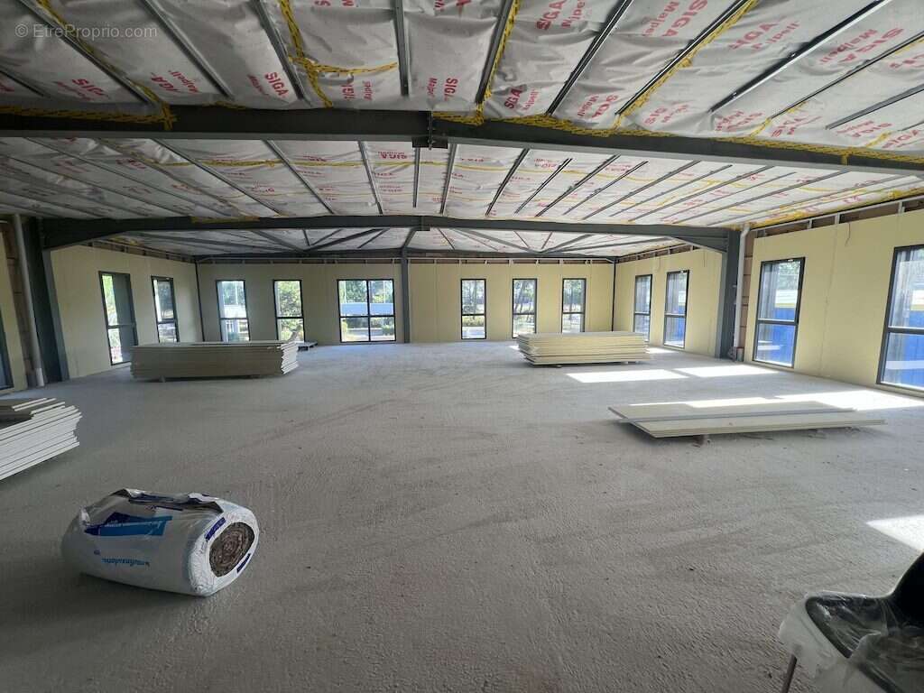 Commerce à GUJAN-MESTRAS