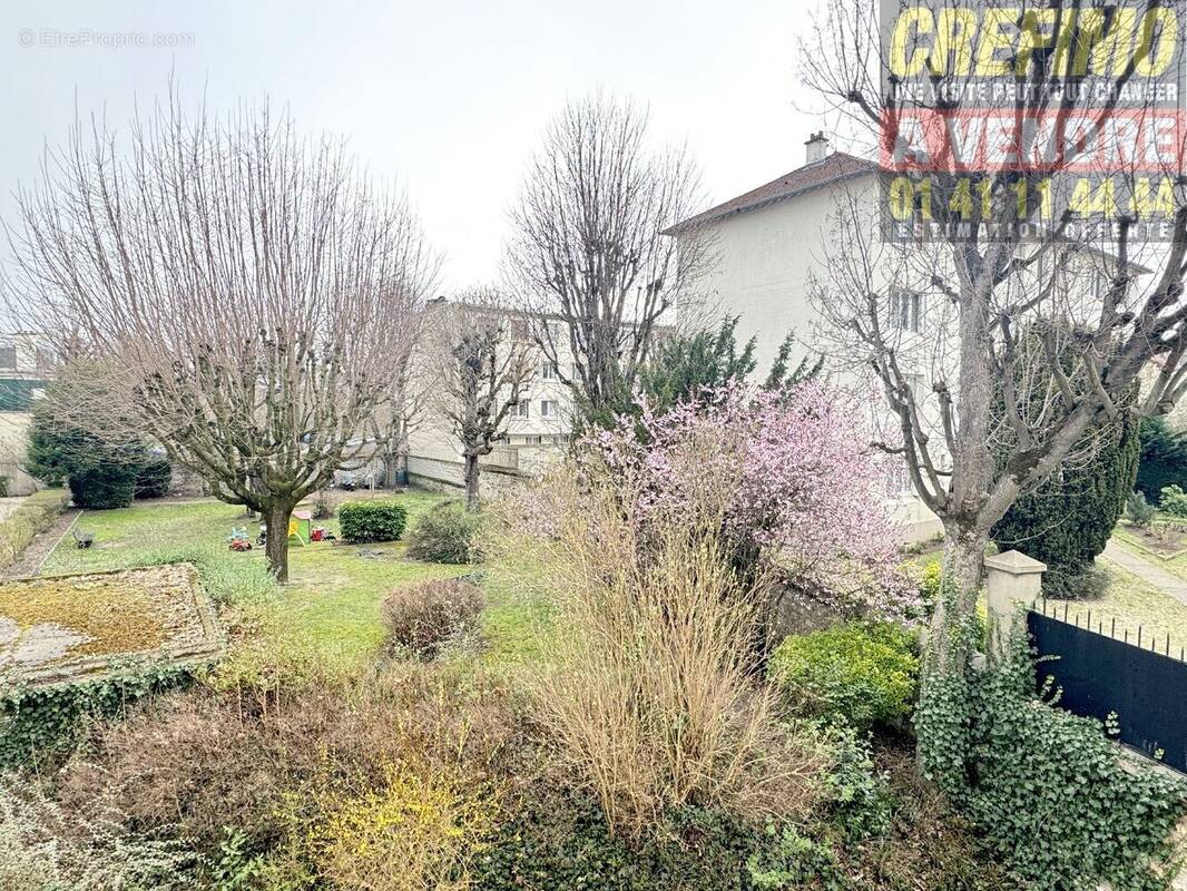 Appartement à BOIS-COLOMBES