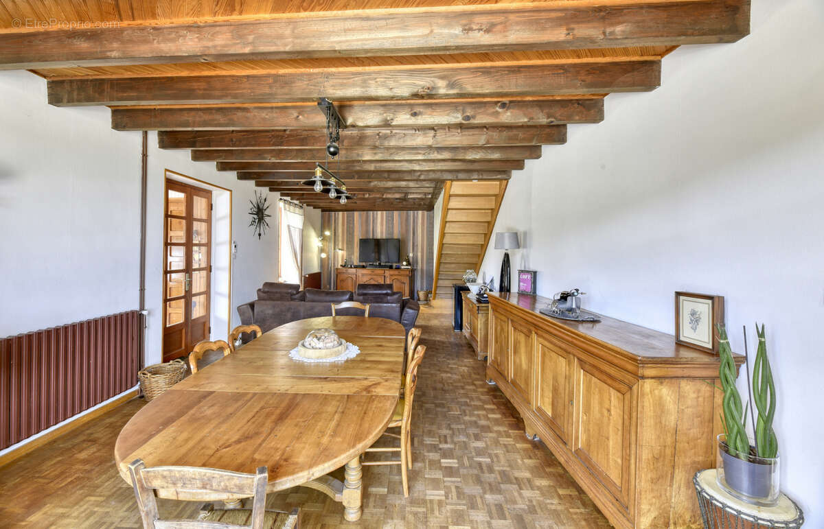 Maison à BEAUCHASTEL