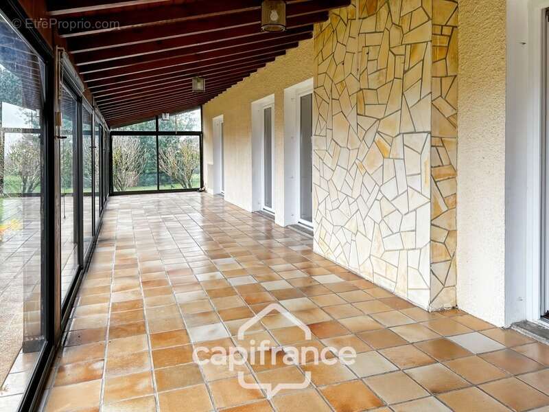 Maison à CASTELCULIER