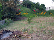 Terrain à LE ROBERT