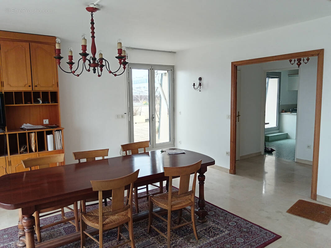 Appartement à NOGENT-SUR-MARNE