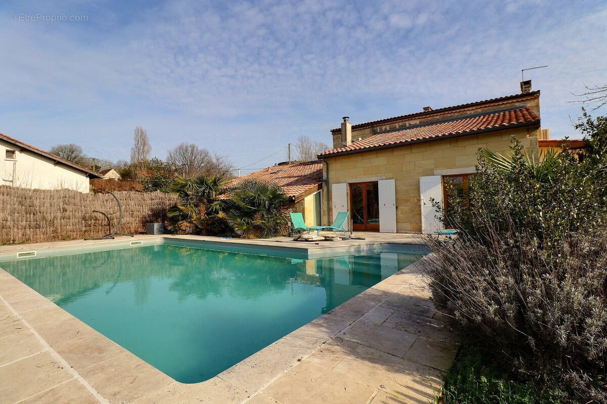 Maison à SAINTE-EULALIE