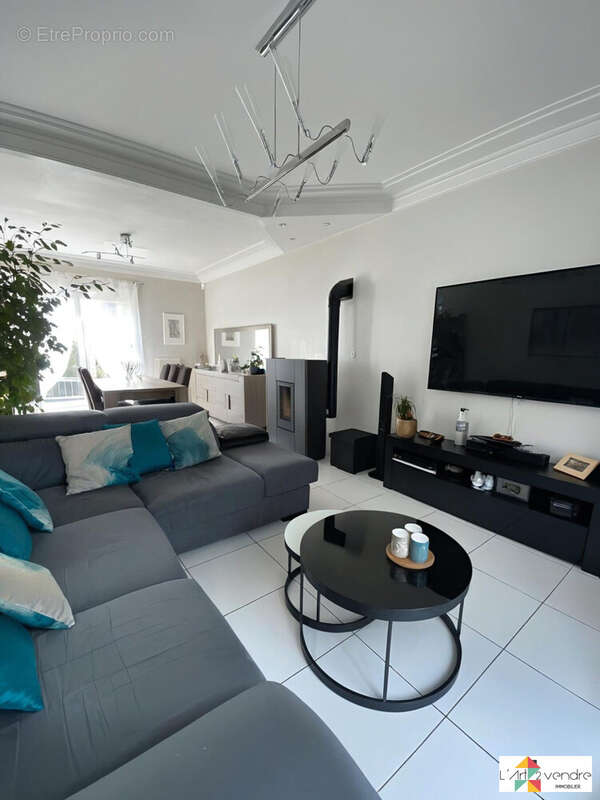 Maison à VILLECRESNES