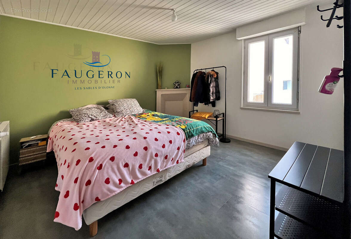 Maison à GROSBREUIL