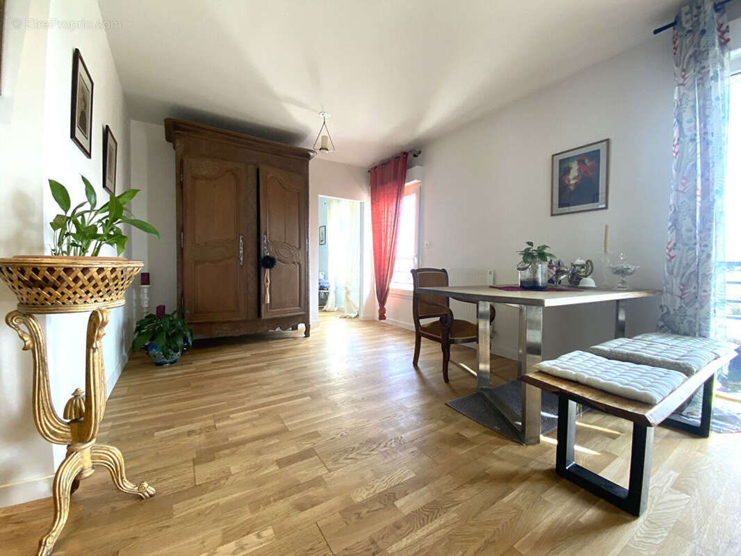 Appartement à LE NEUBOURG