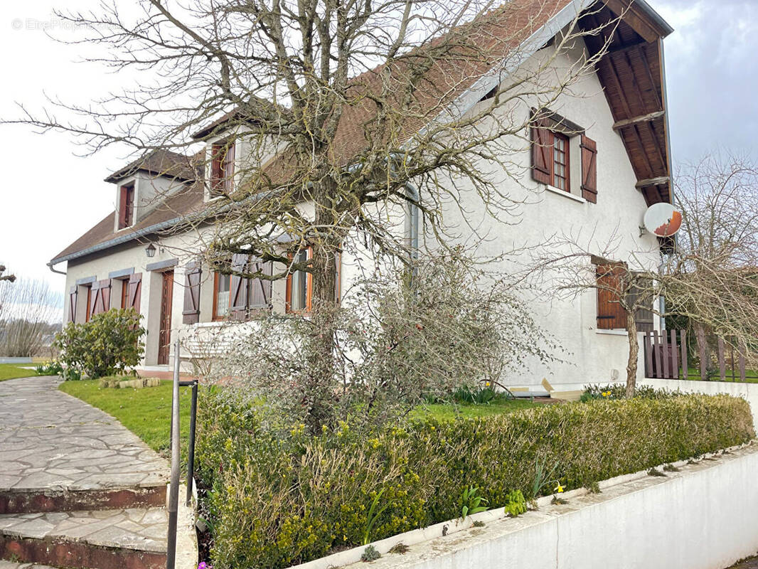 Maison à SONGEONS