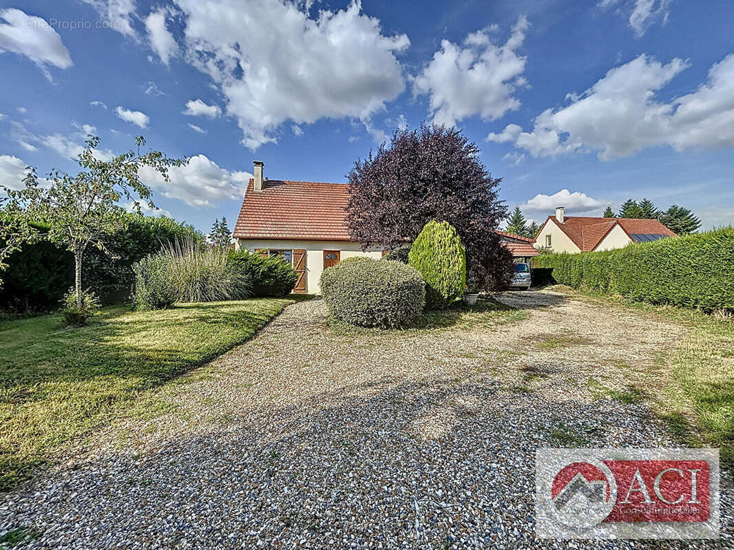 Maison à MAGNY-EN-VEXIN