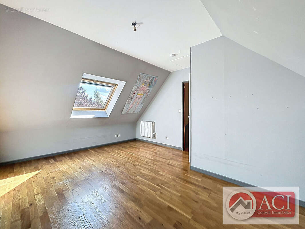 Maison à MAGNY-EN-VEXIN