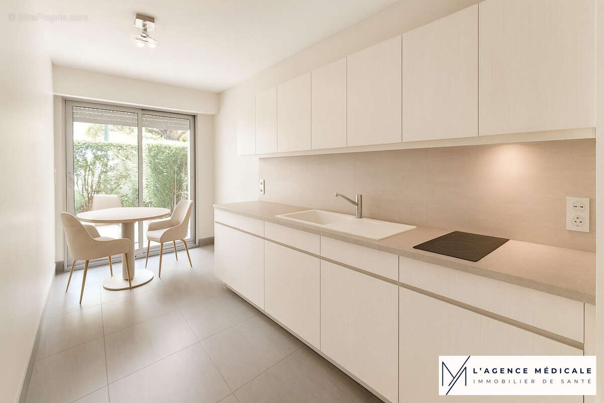 Commerce à L&#039;ISLE-ADAM