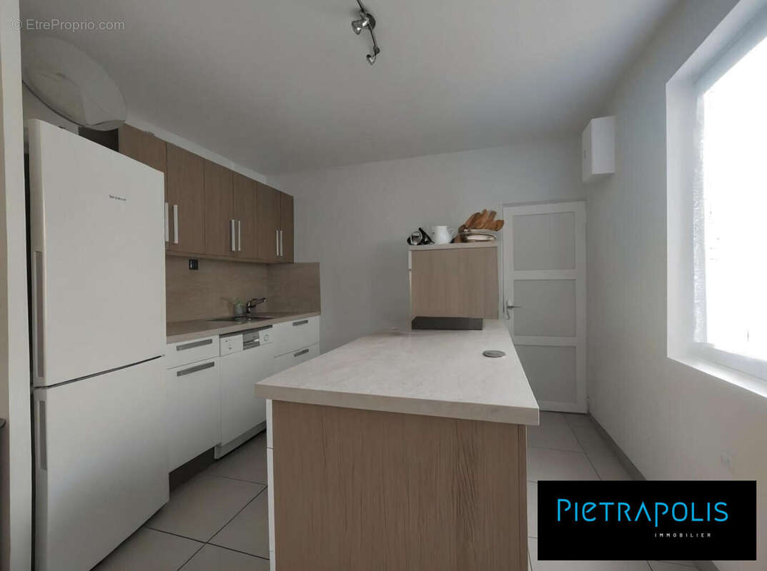 Maison à SAINT-BONNET-DE-FOUR