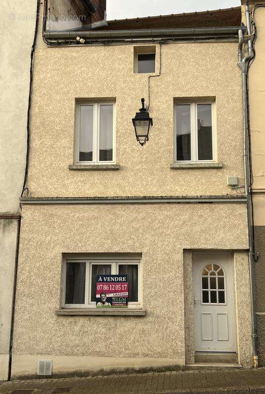 Maison à CONDE-EN-BRIE