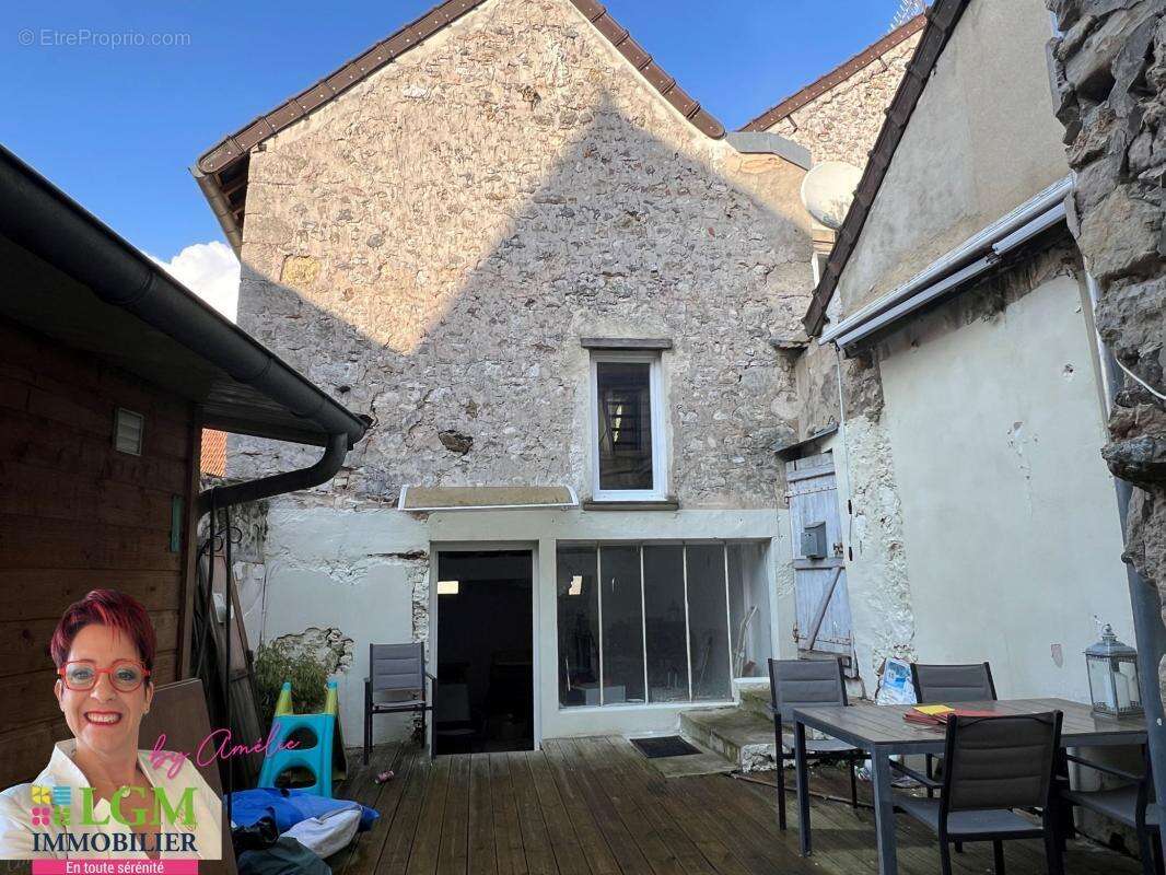 Maison à CONDE-EN-BRIE