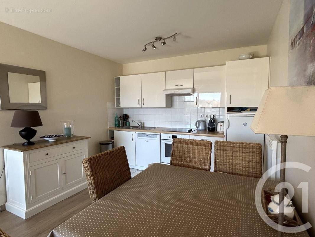 Appartement à NESLES