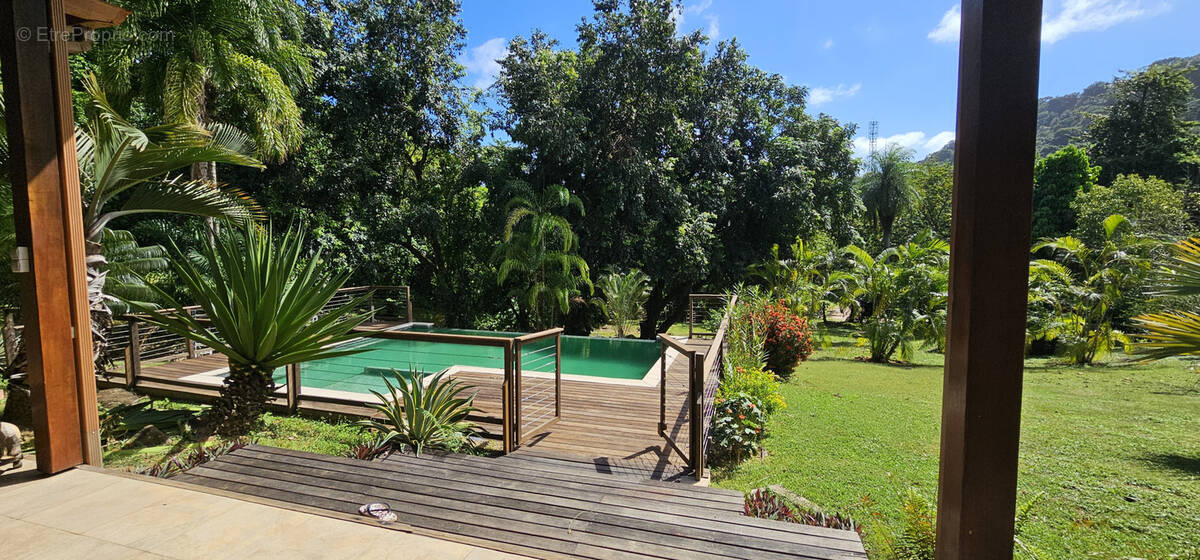 Maison à REMIRE-MONTJOLY