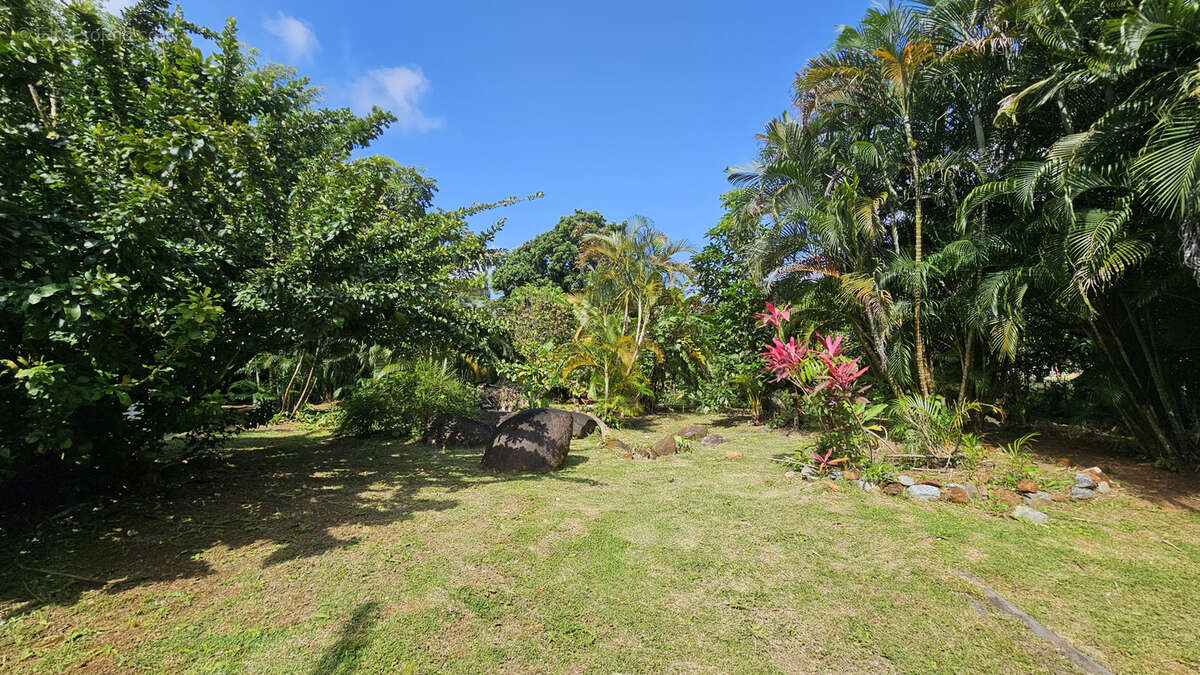 Maison à REMIRE-MONTJOLY