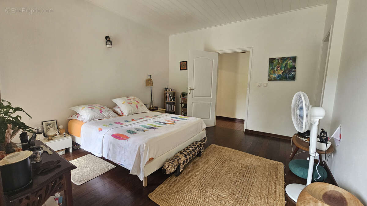 Maison à REMIRE-MONTJOLY