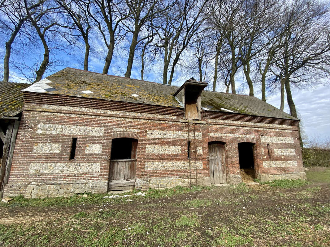Terrain à SAINT-RIQUIER-ES-PLAINS
